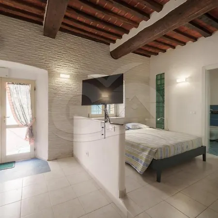 Vicolo San Martino - Goelba Apartamento *